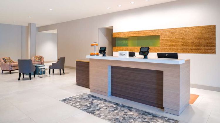 Home2 Suites by Hilton Brunswick Lobby