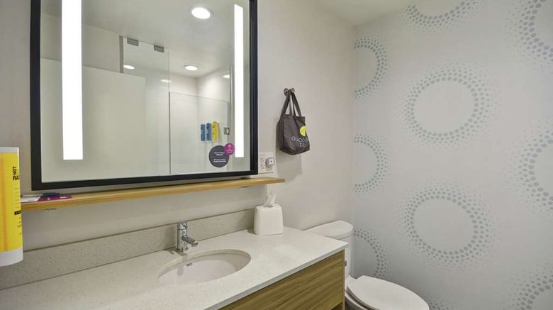 <b>Tru by Hilton Winchester Room</b>. Images powered by <a href="https://iceportal.shijigroup.com/" title="IcePortal" target="_blank">IcePortal</a>.