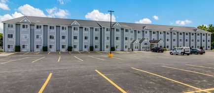 Quality Inn & Suites Grove City Exterior
