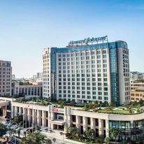 Howard Johnson by Wyndham Glory Plaza