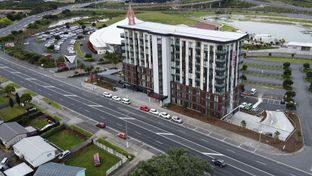 Ramada Stes by Wyndham Pacific Centre