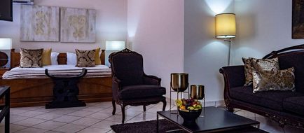 Oak Plaza Hotel East Legon Room