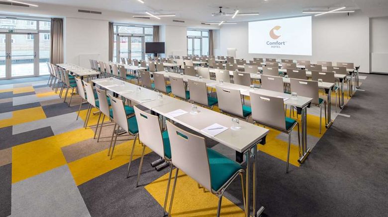 <b>Comfort Hotel Prague City East Meeting</b>. Images powered by <a href="https://iceportal.shijigroup.com/" title="IcePortal" target="_blank">IcePortal</a>.