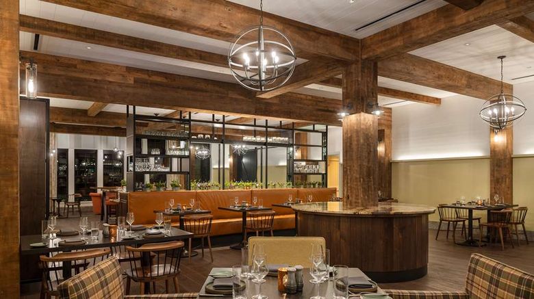 <b>The Williams Inn Restaurant</b>. Images powered by <a href="https://iceportal.shijigroup.com/" title="IcePortal" target="_blank">IcePortal</a>.