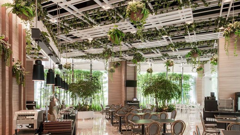 <b>Komune Living Restaurant</b>. Images powered by <a href="https://iceportal.shijigroup.com/" title="IcePortal" target="_blank">IcePortal</a>.