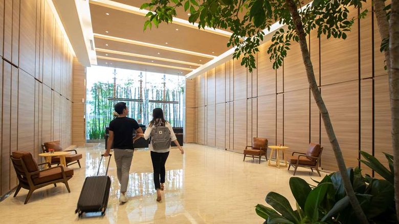 <b>Komune Living Lobby</b>. Images powered by <a href="https://iceportal.shijigroup.com/" title="IcePortal" target="_blank">IcePortal</a>.