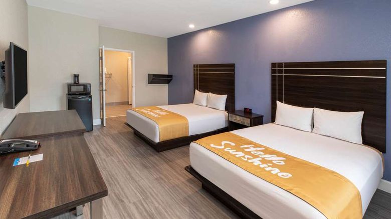<b>Days Inn & Suites by Wyndham La Porte Room</b>. Images powered by <a href="https://iceportal.shijigroup.com/" title="IcePortal" target="_blank">IcePortal</a>.