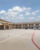 Days Inn & Suites by Wyndham La Porte