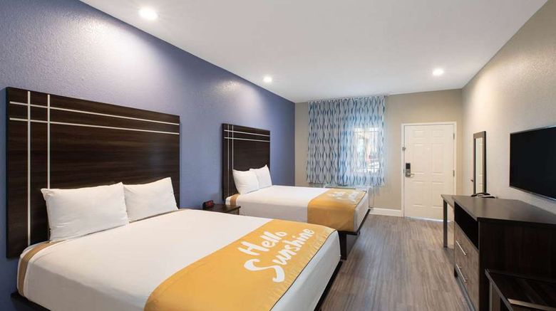 <b>Days Inn & Suites by Wyndham La Porte Room</b>. Images powered by <a href="https://iceportal.shijigroup.com/" title="IcePortal" target="_blank">IcePortal</a>.
