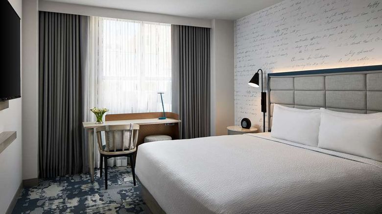 <b>Hyatt Centric Old Town Alexandria Room</b>. Images powered by <a href="https://iceportal.shijigroup.com/" title="IcePortal" target="_blank">IcePortal</a>.