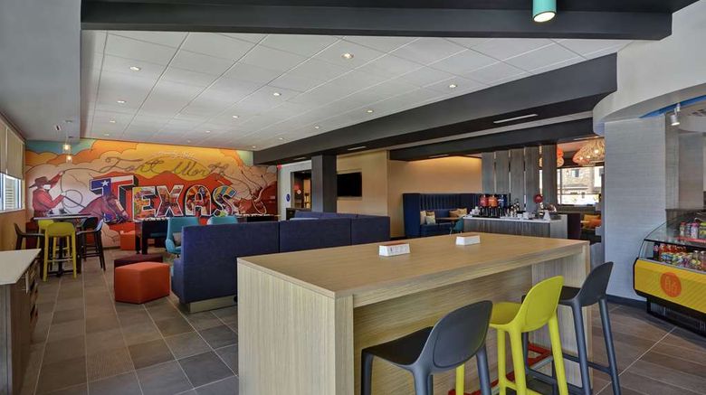 <b>Tru by Hilton Fort Worth-Fossil Creek Lobby</b>. Images powered by <a href="https://iceportal.shijigroup.com/" title="IcePortal" target="_blank">IcePortal</a>.