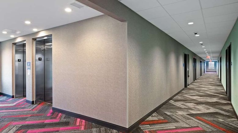 <b>Tru by Hilton Sharonville Cincinnati Lobby</b>. Images powered by <a href="https://iceportal.shijigroup.com/" title="IcePortal" target="_blank">IcePortal</a>.