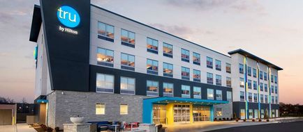 Tru by Hilton Sharonville Cincinnati Exterior