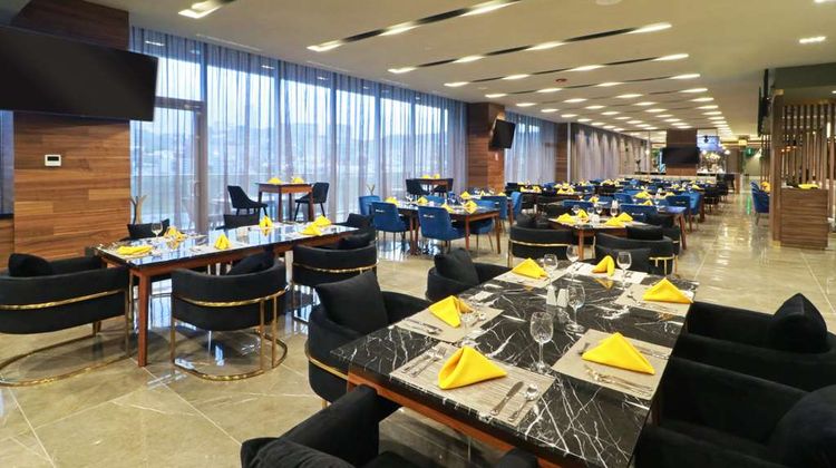 Hilton Garden Inn Monterrey Obispado Restaurant