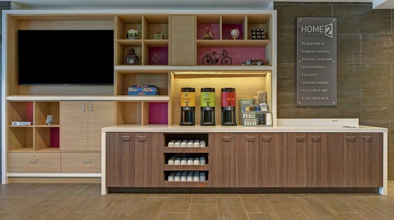 <b>Home2 Suites West Palm Beach Airport Restaurant</b>. Images powered by <a href="https://iceportal.shijigroup.com/" title="IcePortal" target="_blank">IcePortal</a>.