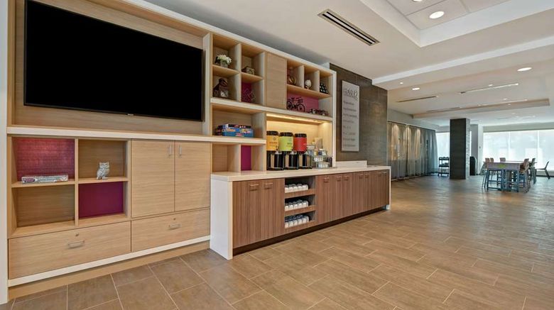 <b>Home2 Suites West Palm Beach Airport Restaurant</b>. Images powered by <a href="https://iceportal.shijigroup.com/" title="IcePortal" target="_blank">IcePortal</a>.