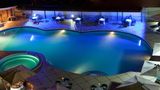 Oak Plaza Hotels - East Airport Pool