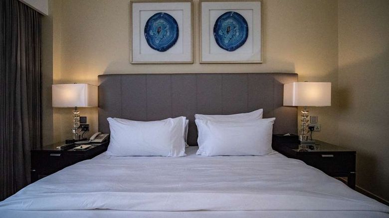<b>Oak Plaza Hotels - East Airport Room</b>. Images powered by <a href="https://iceportal.shijigroup.com/" title="IcePortal" target="_blank">IcePortal</a>.
