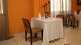 Oak Plaza Hotels - East Airport Restaurant