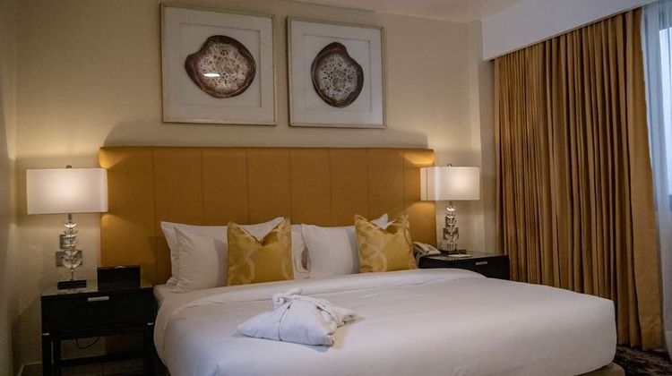 Oak Plaza Hotels - East Airport Room