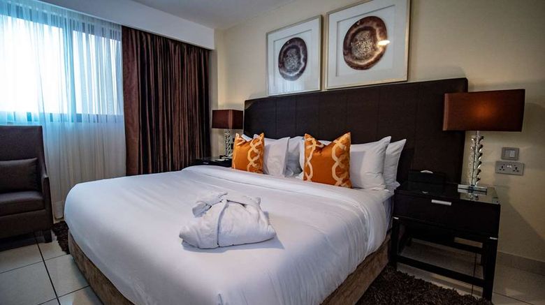<b>Oak Plaza Hotels - East Airport Room</b>. Images powered by <a href="https://iceportal.shijigroup.com/" title="IcePortal" target="_blank">IcePortal</a>.