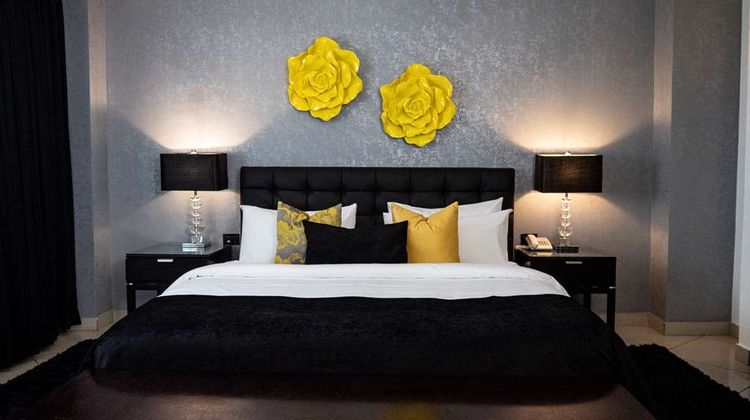 Oak Plaza Hotels - East Airport Room