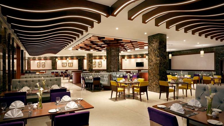 <b>Royal Tulip Muscat Restaurant</b>. Images powered by <a href="https://iceportal.shijigroup.com/" title="IcePortal" target="_blank">IcePortal</a>.
