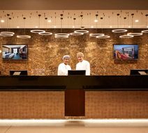 Royal Tulip Muscat Lobby