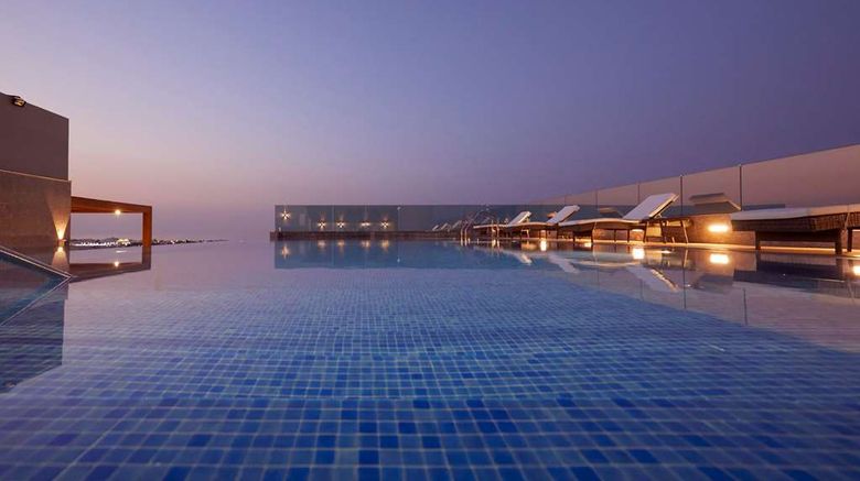 <b>Royal Tulip Muscat Pool</b>. Images powered by <a href="https://iceportal.shijigroup.com/" title="IcePortal" target="_blank">IcePortal</a>.