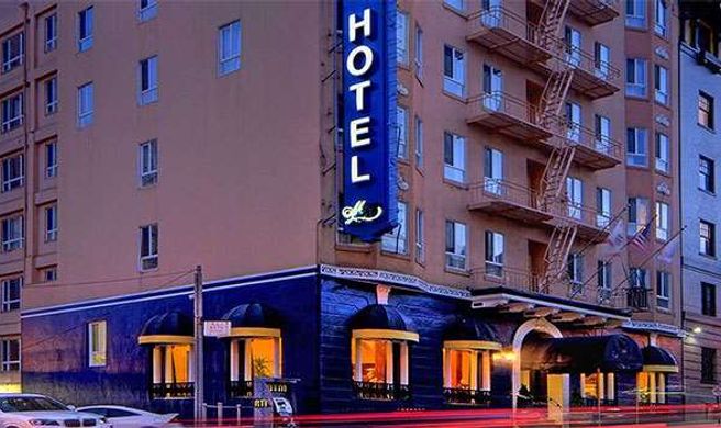 Monarch Hotel Exterior