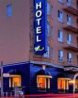 Monarch Hotel