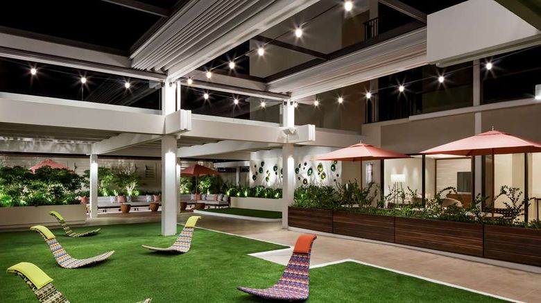 <b>Halepuna Waikiki by Halekulani Other</b>. Images powered by <a href="https://iceportal.shijigroup.com/" title="IcePortal" target="_blank">IcePortal</a>.