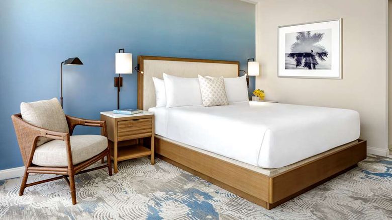 <b>Halepuna Waikiki by Halekulani Room</b>. Images powered by <a href="https://iceportal.shijigroup.com/" title="IcePortal" target="_blank">IcePortal</a>.