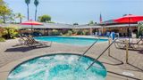 Carlton Oaks Lodge, Ascend Hotel Col Pool