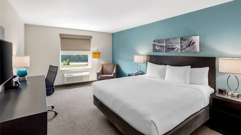 <b>Sleep Inn Winfield-Teays Valley Room</b>. Images powered by <a href="https://iceportal.shijigroup.com/" title="IcePortal" target="_blank">IcePortal</a>.