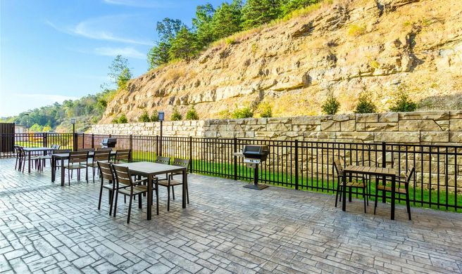 MainStay Suites Winfield-Teays Valley Exterior