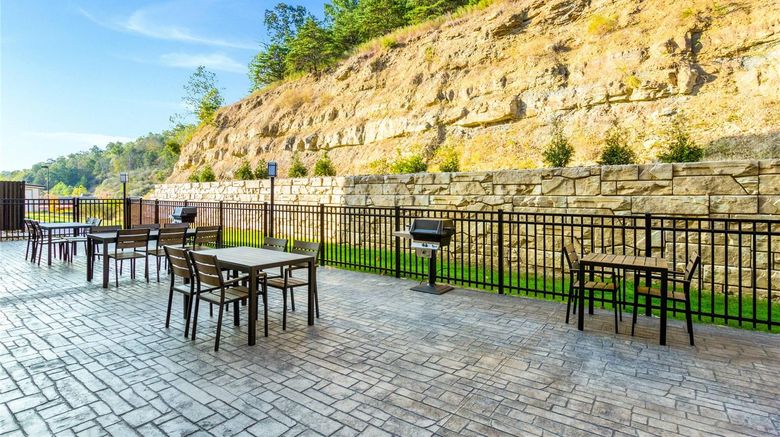 MainStay Suites Winfield-Teays Valley Exterior. Images powered by <a href="https://iceportal.shijigroup.com" target="_blank" rel="noopener">Ice Portal</a>.