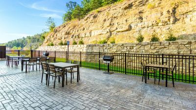 MainStay Suites Winfield-Teays Valley