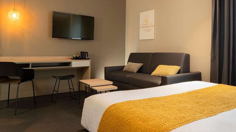 <b>37 Lodge La Defense Courbevoie Room</b>. Images powered by <a href="https://iceportal.shijigroup.com/" title="IcePortal" target="_blank">IcePortal</a>.