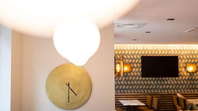 <b>37 Lodge La Defense Courbevoie Pool</b>. Images powered by <a href="https://iceportal.shijigroup.com/" title="IcePortal" target="_blank">IcePortal</a>.