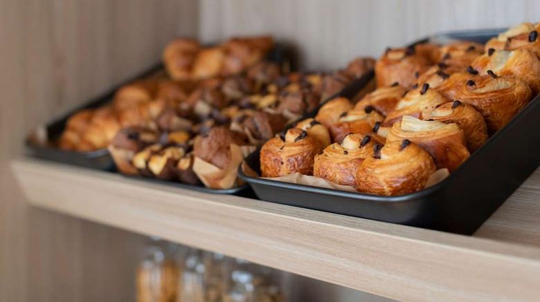 <b>37 Lodge La Defense Courbevoie Restaurant</b>. Images powered by <a href="https://iceportal.shijigroup.com/" title="IcePortal" target="_blank">IcePortal</a>.