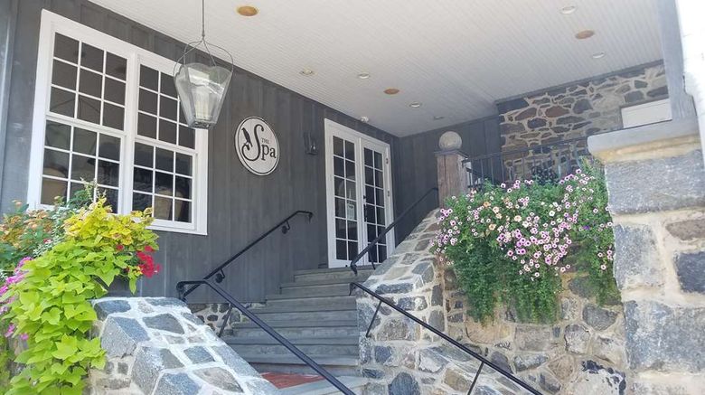 <b>The Inn at Montchanin Village & Spa Spa</b>. Images powered by <a href="https://iceportal.shijigroup.com/" title="IcePortal" target="_blank">IcePortal</a>.