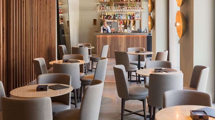 H10 Palacio Colomera Lobby