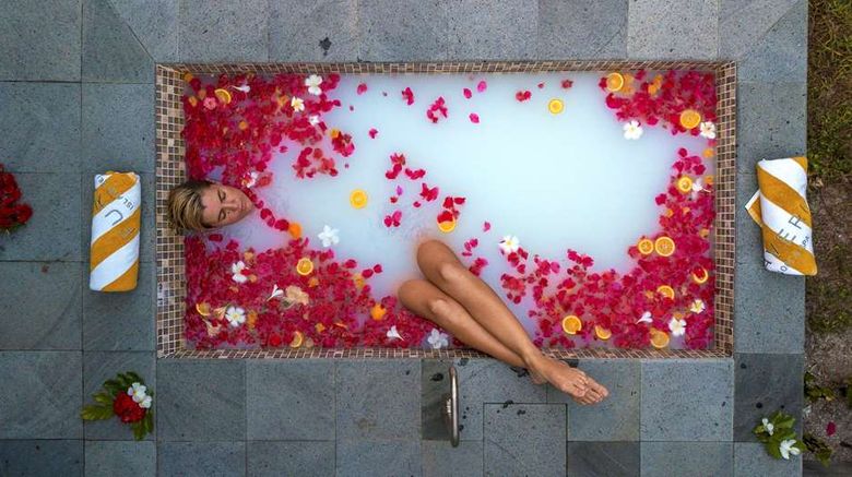 <b>Furaveri Island Resort & Spa, Maldives Spa</b>. Images powered by <a href="https://iceportal.shijigroup.com/" title="IcePortal" target="_blank">IcePortal</a>.
