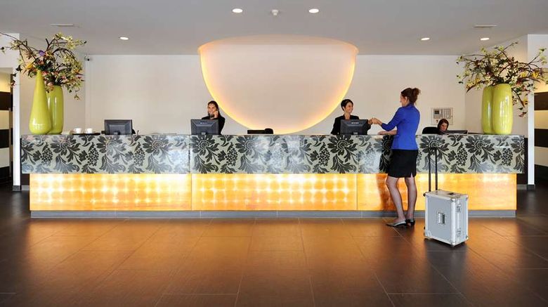 <b>Van der Valk Hilversum-de Witte Bergen Lobby</b>. Images powered by <a href="https://iceportal.shijigroup.com/" title="IcePortal" target="_blank">IcePortal</a>.