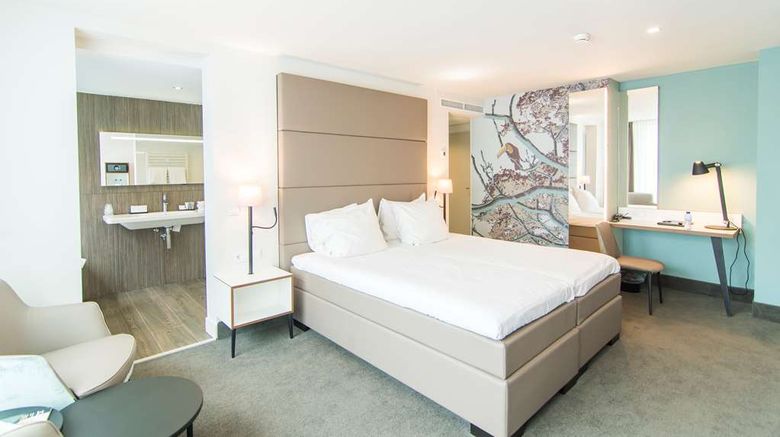 <b>Van der Valk Hilversum-de Witte Bergen Room</b>. Images powered by <a href="https://iceportal.shijigroup.com/" title="IcePortal" target="_blank">IcePortal</a>.