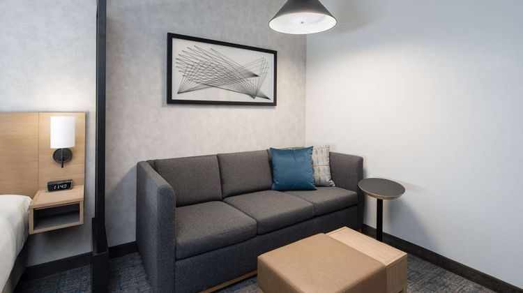 Hyatt Place Bakersfield Room