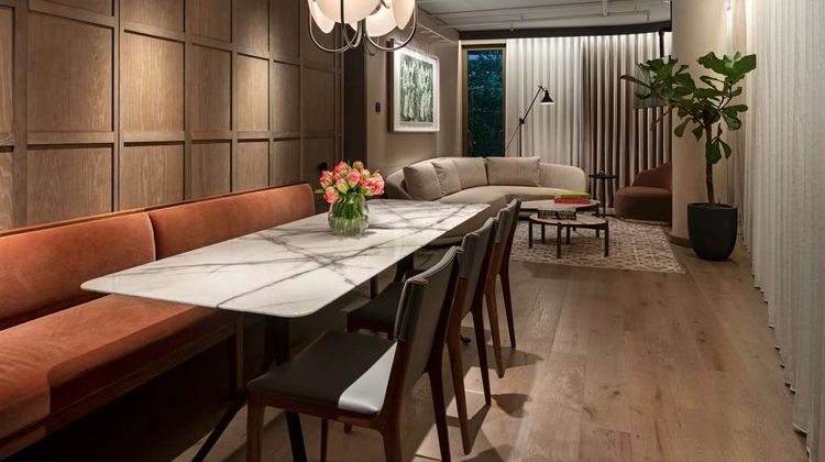 The Londoner Suite