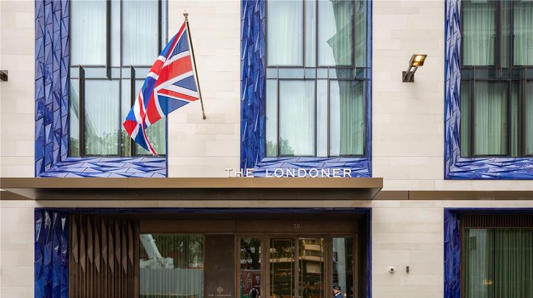The Londoner Exterior