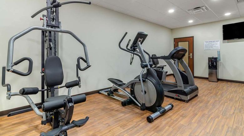 <b>Comfort Inn & Suites Salina North Health</b>. Images powered by <a href="https://iceportal.shijigroup.com/" title="IcePortal" target="_blank">IcePortal</a>.